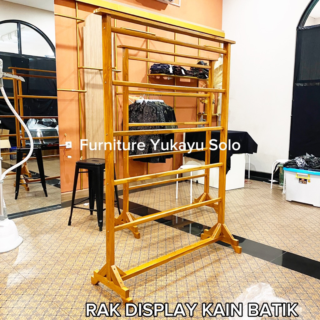Jual GANTUNGAN DISPLAY KAIN BATIK JATI / GANTUNGAN JILBAB / RAK DISPLAY ...