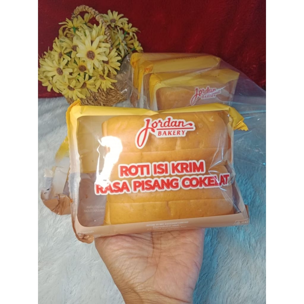 Jual ROTI JORDAN ISI KRIM RASA PISANG COKELAT 1 PACK ISI 5 BUNGKUS fres ...