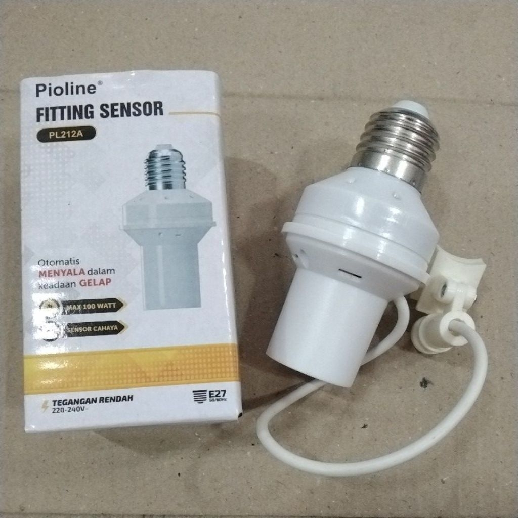 Jual Fitting Sensor Cahaya/Fiting sensor otomatis menyala dalam keadaan ...