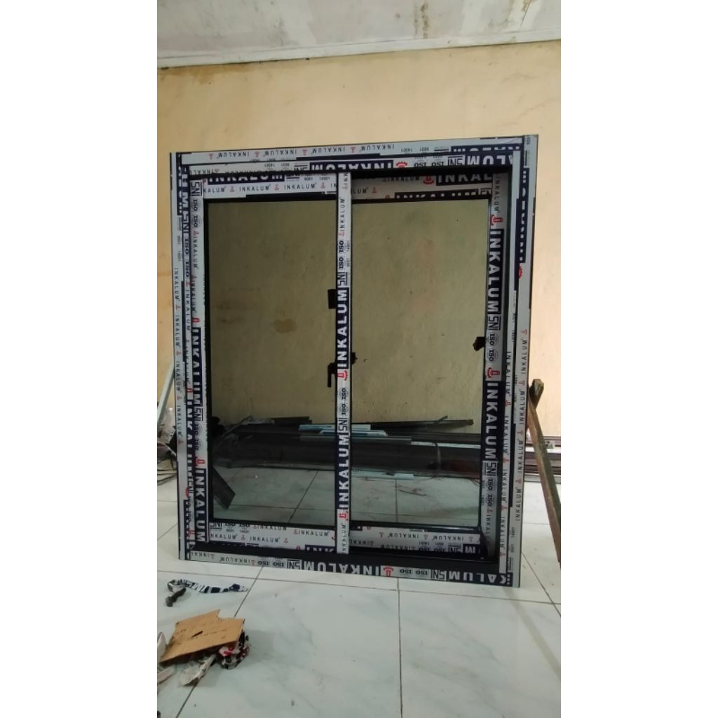 Jual jendela sleding geser Aluminium inkalum warna hitam ukuran ...