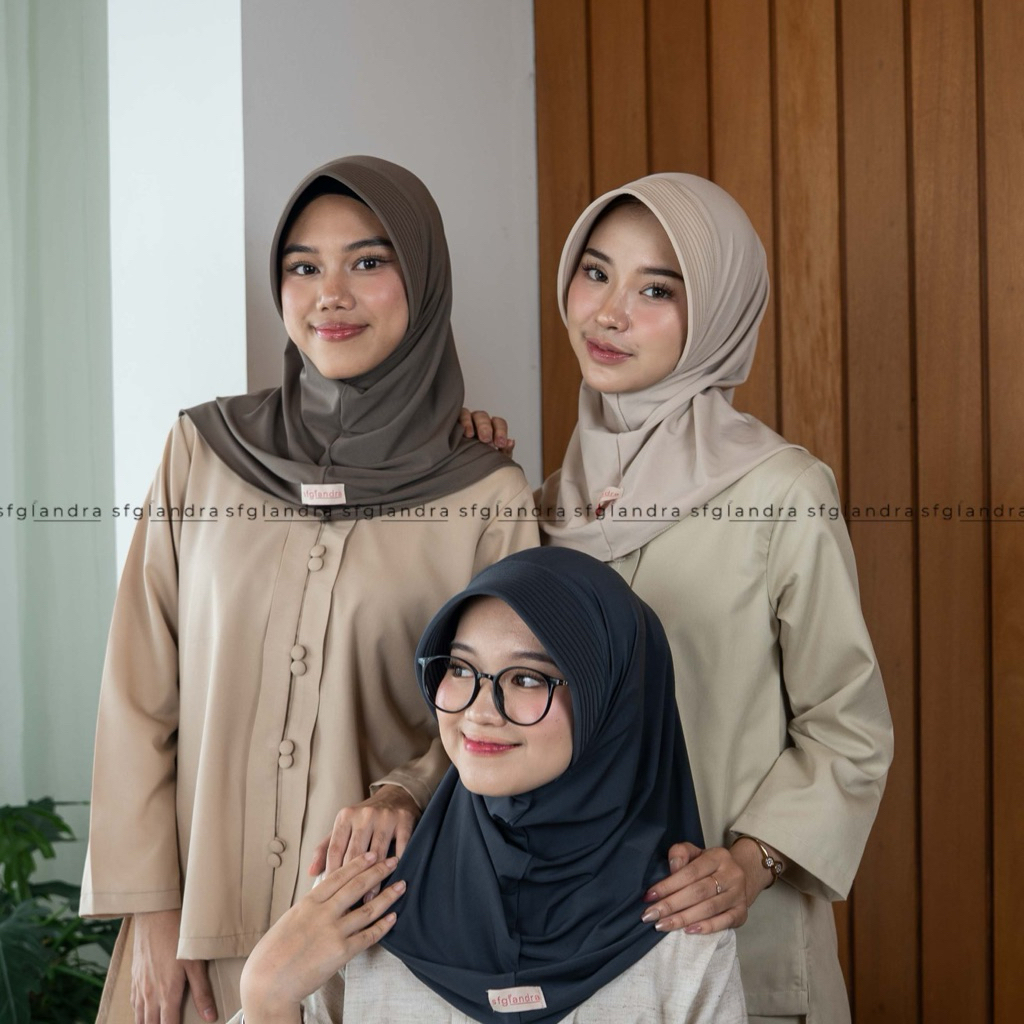 Hijab Bergo Luna (M) by sfgiandra