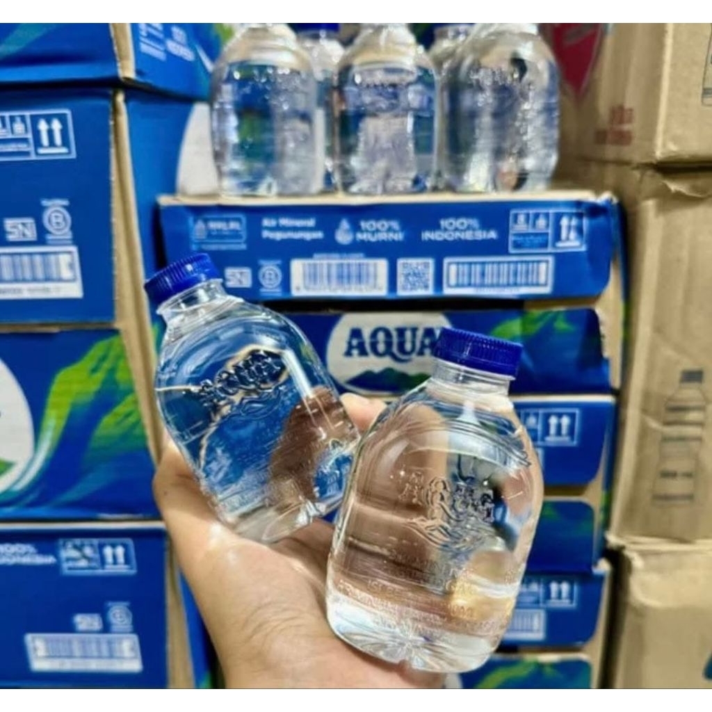 Jual AQUA GEMOY CEBOL 220ML | Shopee Indonesia