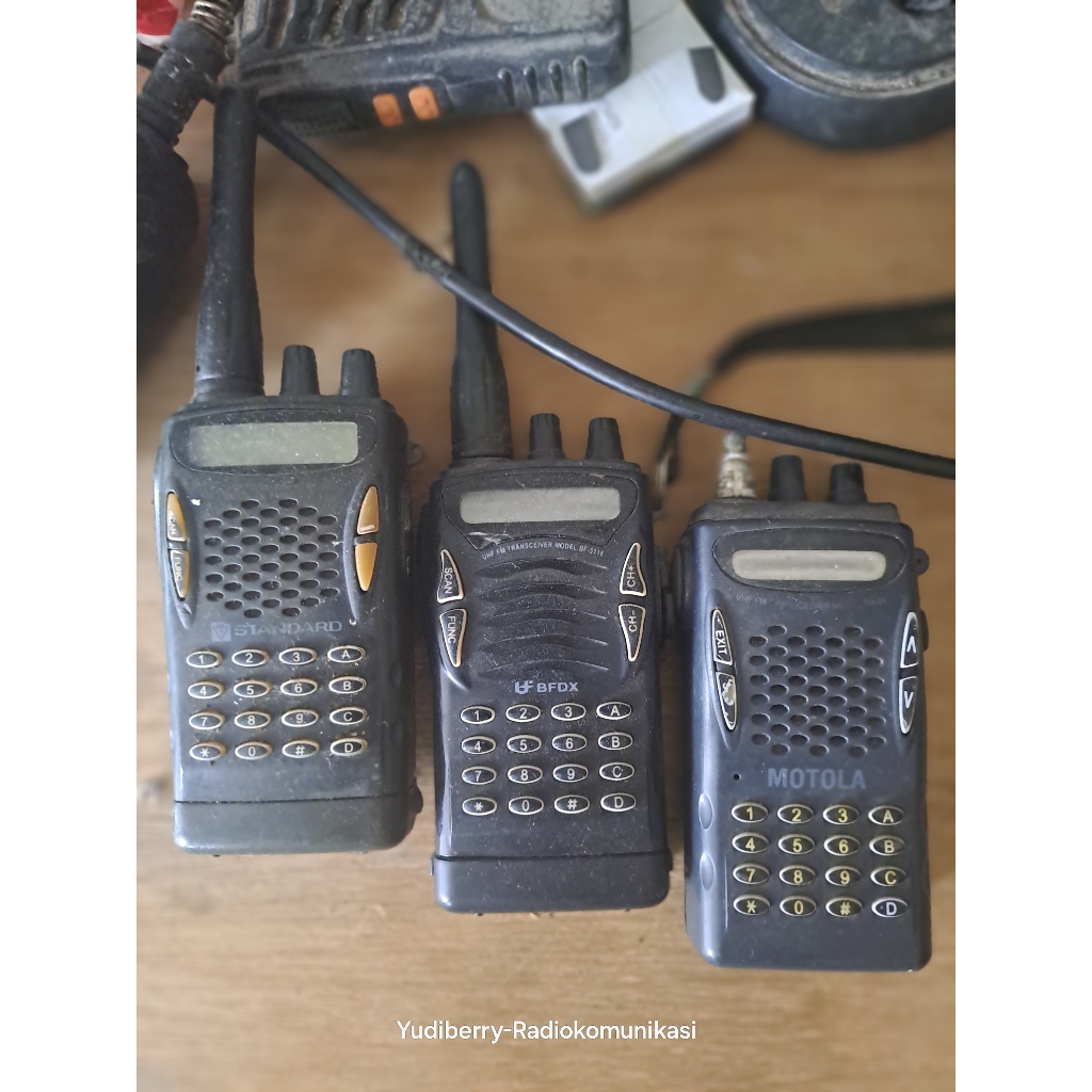 Jual WALKIE TALKIE HARGA SAMA 50RB AN HT SUICOM HT KENWOOD HT MOTOLA ...
