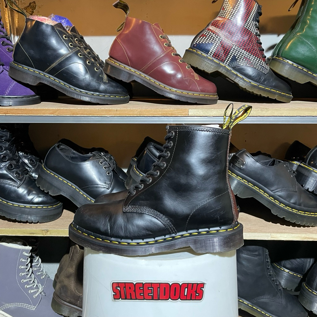 REASTOCK DR MARTENS DOCMART SECOND ORIGINAL (size 36-47)