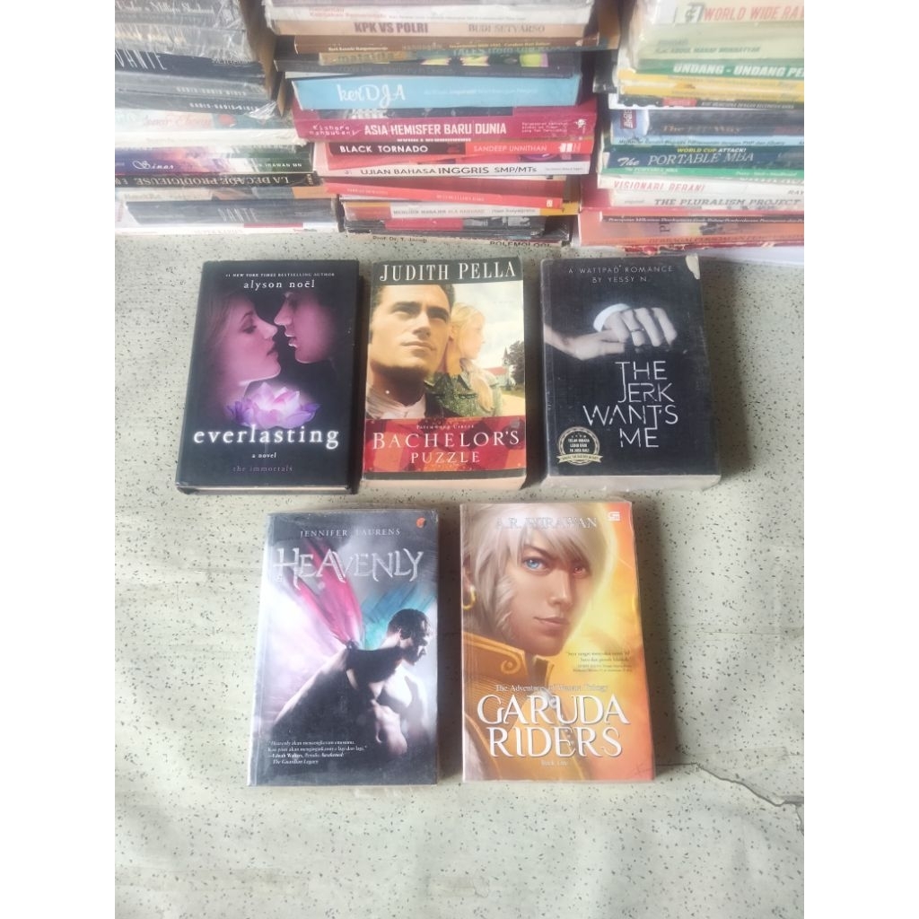 Jual Buku Novel, OVERLASTING, BACHELOR'S PUZZLE, THE JERK WANTS ME ...