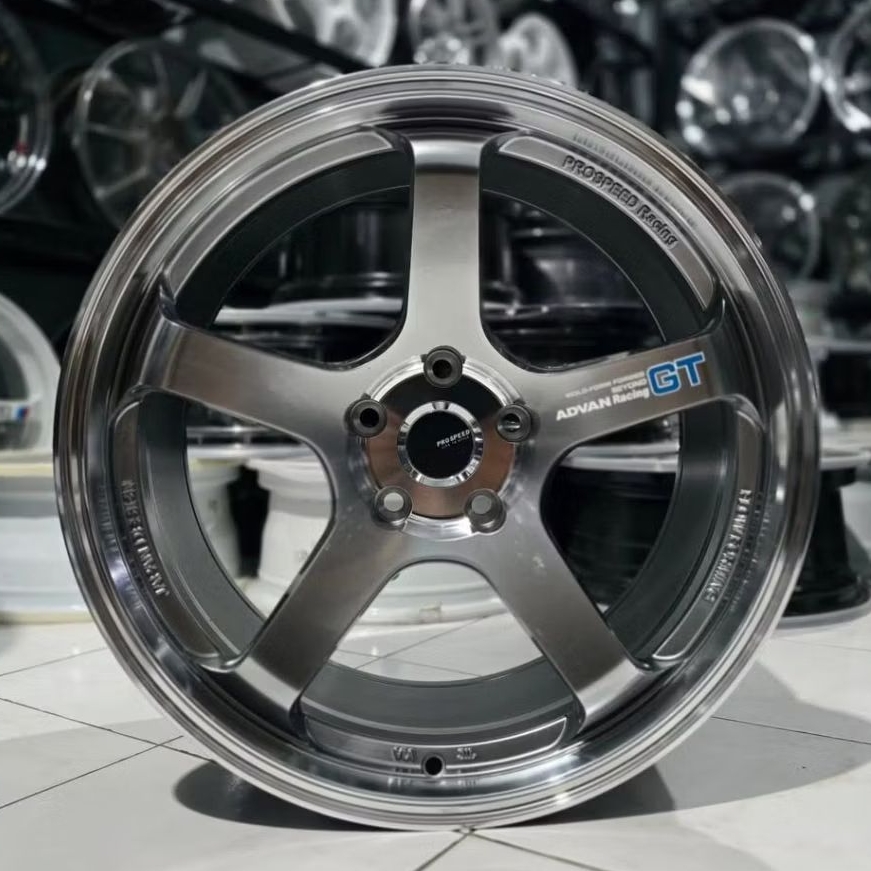 Jual velg advan gt ring 18 lebar 9,5 et 25 velg mobil r18 untuk mobil ...