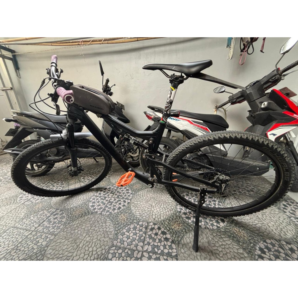 Jual sepeda thrill ricochet T120 special edition all black | Shopee ...
