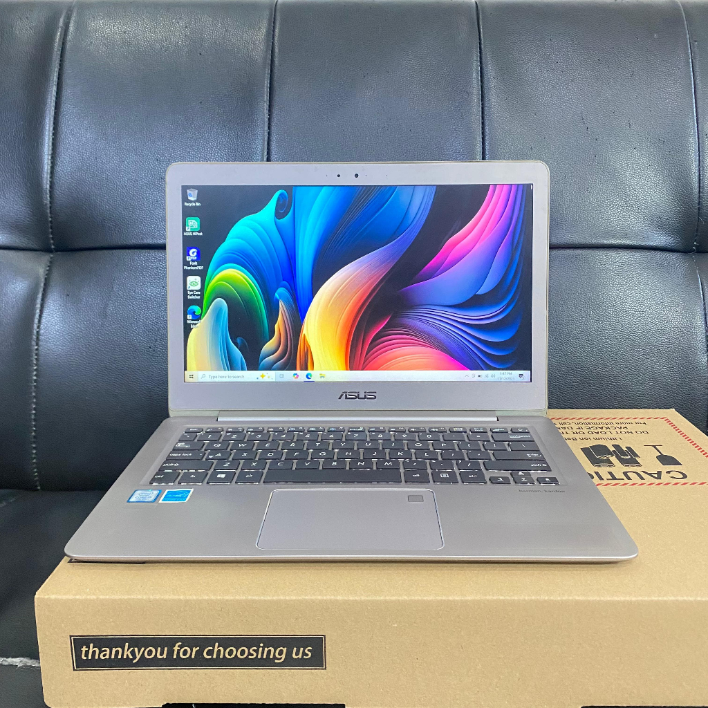 Jual Laptop Asus ZenBook UX330UAK, Core i5 - 7200U, 8/256Gb