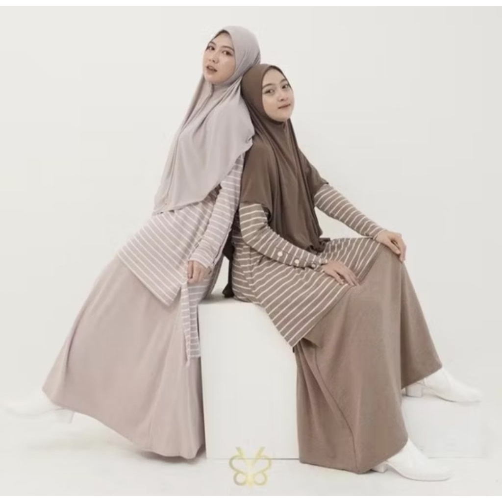 Jual [NEW] Khalisa Stripe One Set Knit By Yoora Sarah | Shopee Indonesia