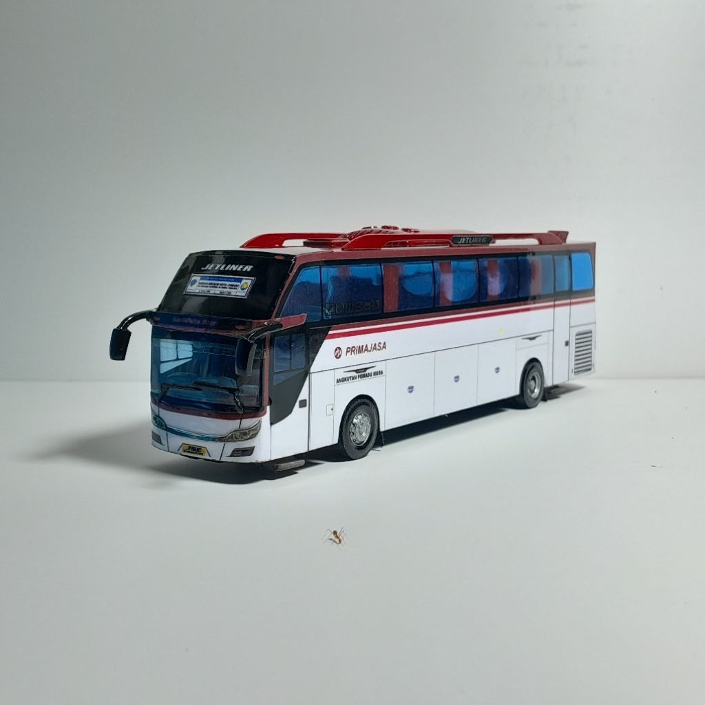 Jual Miniatur bus skala 1:64 PRIMAJASA body JETLINER RS | Shopee Indonesia