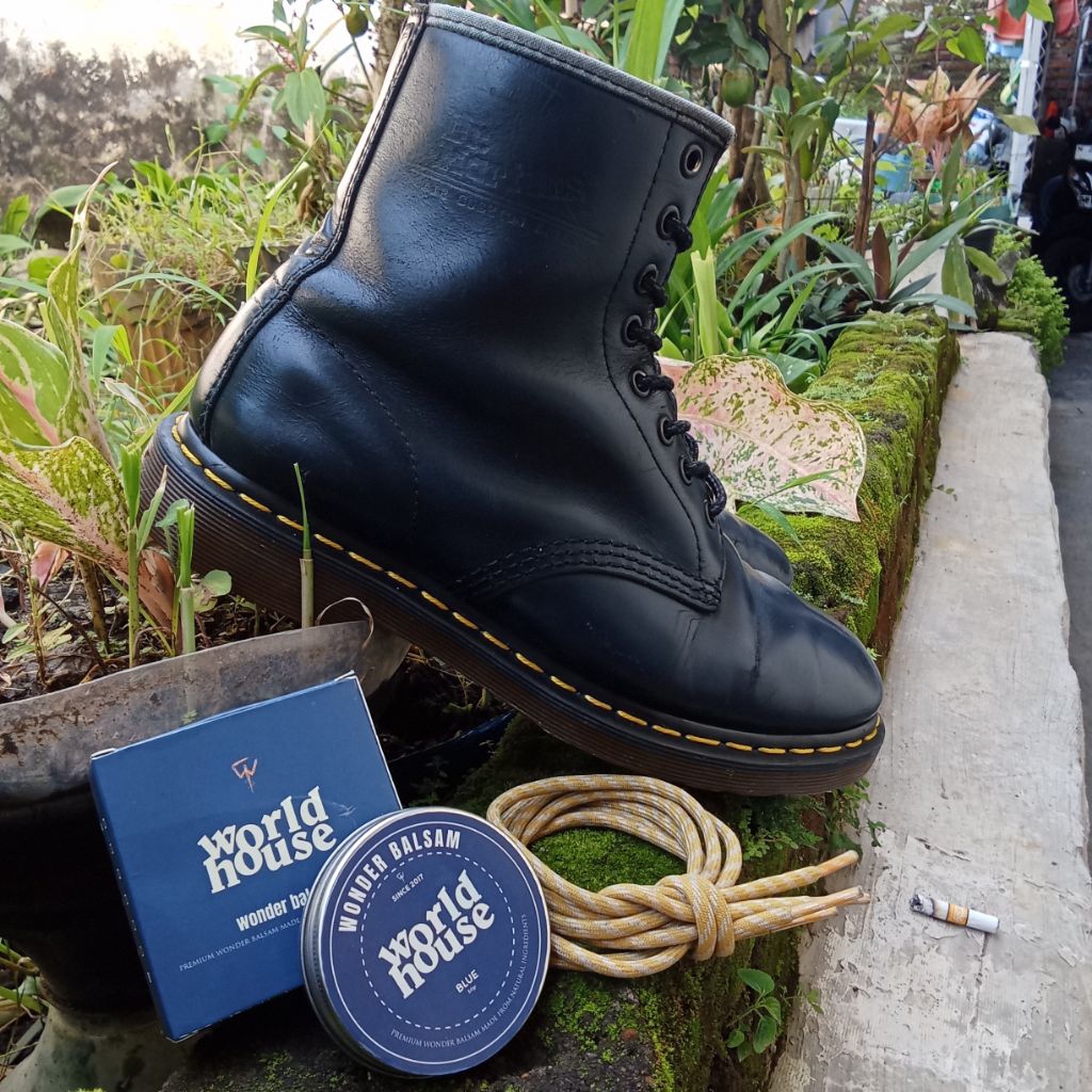 Jual docmart 1460 | Shopee Indonesia