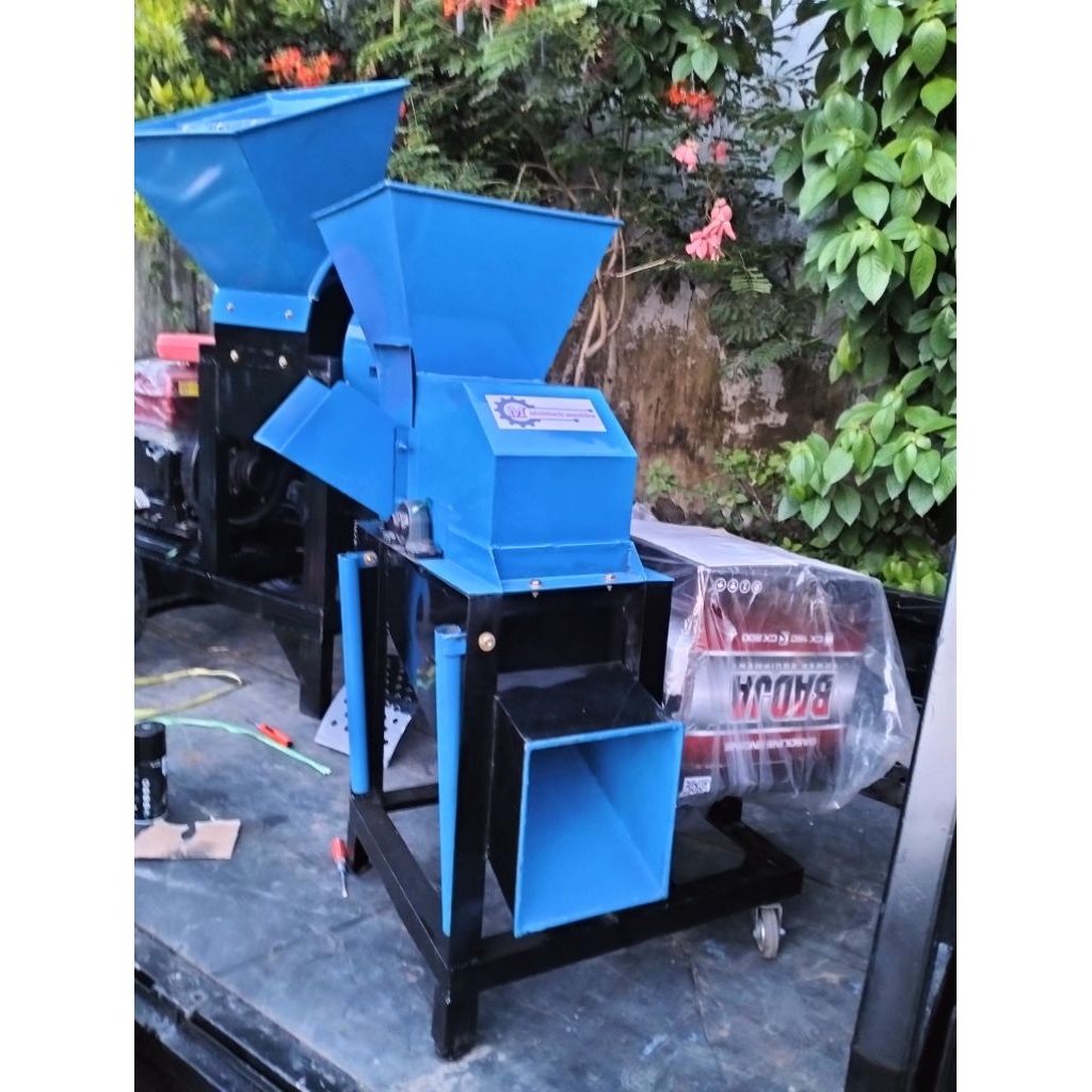 Jual PENCACAH RUMPUT JUMBO, 3 MATA PISAU PANGKON PIRINGAN | Shopee ...