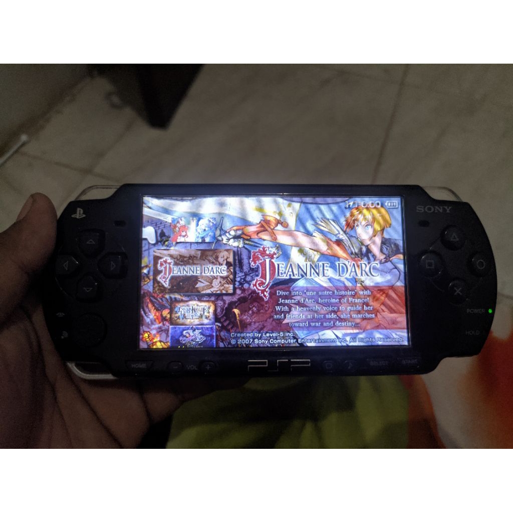 Jual PSP SERI 2000 8 GB FULL GAME + BATTERAI | Shopee Indonesia