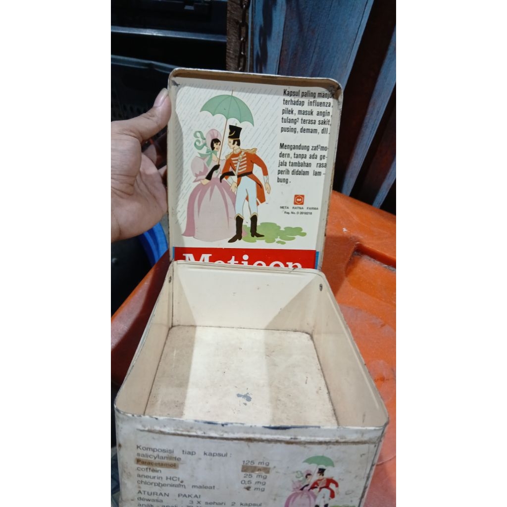 Jual Kaleng iklan 75rb jadul antik kuno vintage display | Shopee Indonesia