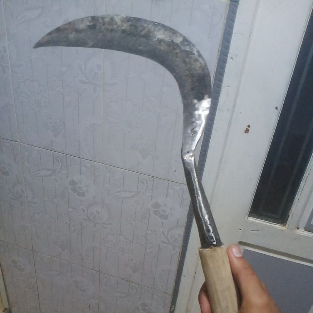 Jual Arit Rumput,arit Tajam,Pengarit Rumput,Arit Pemotong Rumput,Arit ...