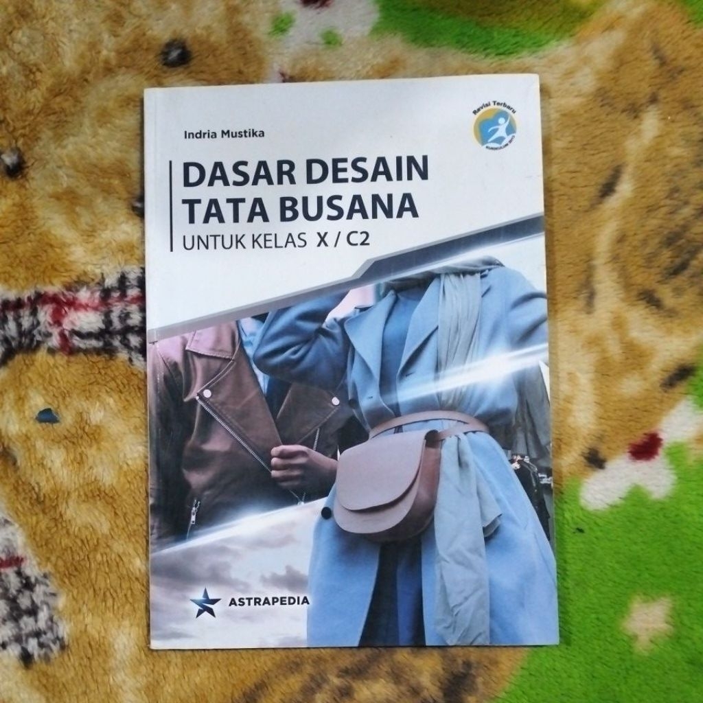 Jual BUKU DASAR DESAIN TATA BUSANA KELAS 10 C2 | Shopee Indonesia