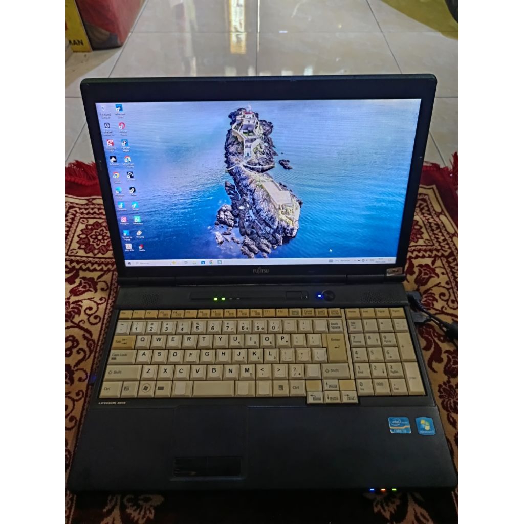 FUJITSU LiFEBOOK A561/D 【公式通販】