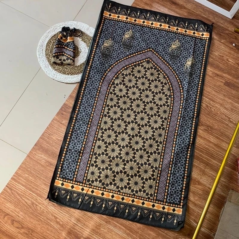 Sajadah Travel Jumbo Ukuran 105x60cm