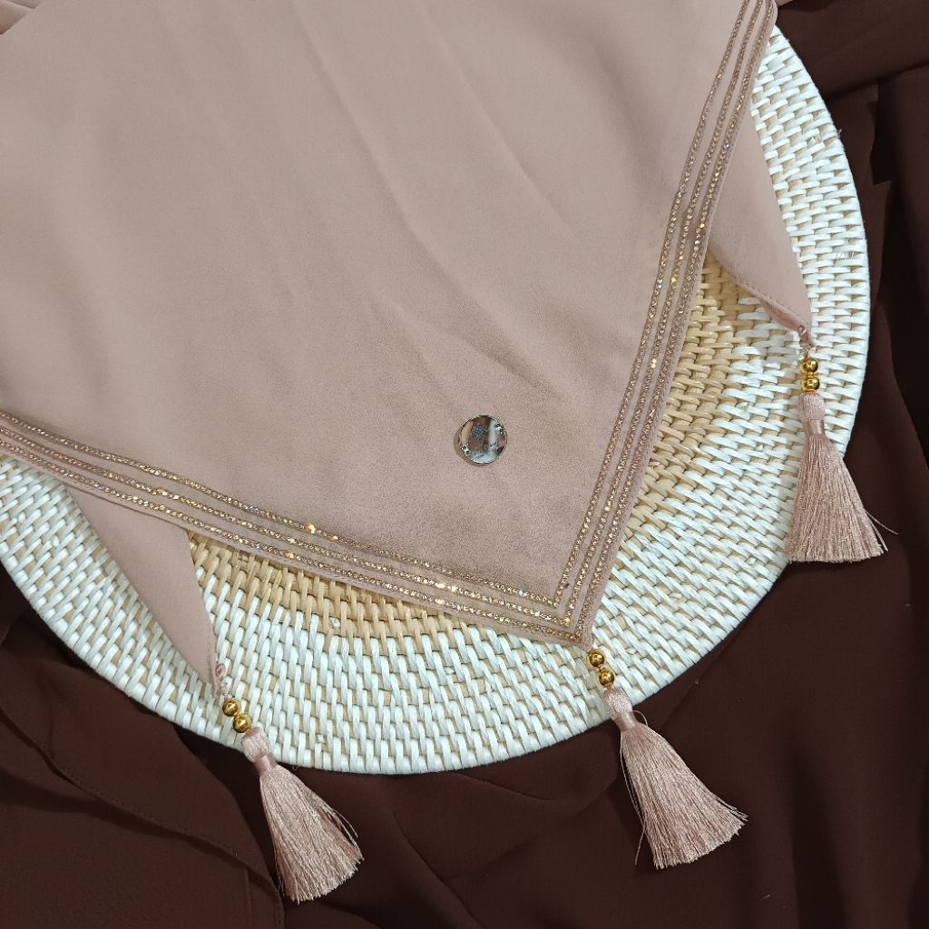 Khimar ZAINA Segiempat Zipper Hijab Tassel Hijab Syar'I Matt Cerruty Badlbydoll Armany