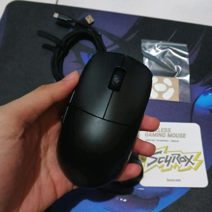 Jual Scyrox V8 Black 8K PAW 3950 - WIRELESS alt pwnage trinity razer ...