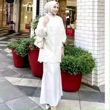 Rok Satin Mermaid A Line Wanita Dengan Bahan Nyaman Dan Shining Body Goal