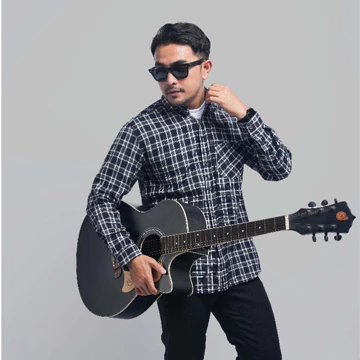 DGM Kemeja Flanel Pria Lengan Panjang Hitam Kotak Navy Garis Kuning Kemeja Pria Flanel Pria