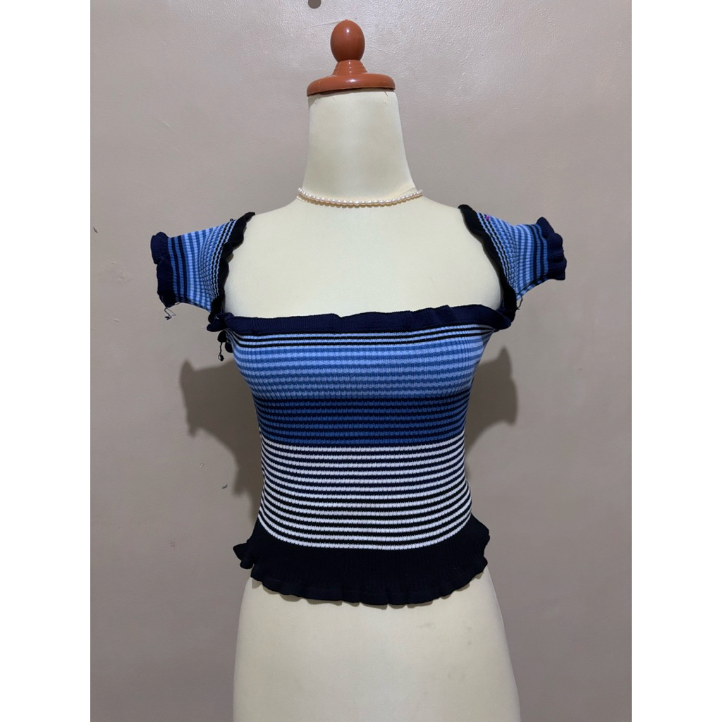 Jual Top Sabrina biru no brand | Shopee Indonesia