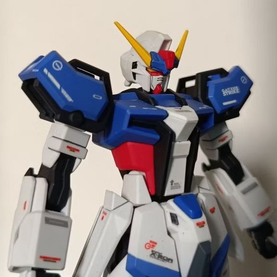 Jual EG STRIKE GUNDAM BANDAI + EG RX-78 (ENTRY GRADE CUSTOM) | Shopee ...
