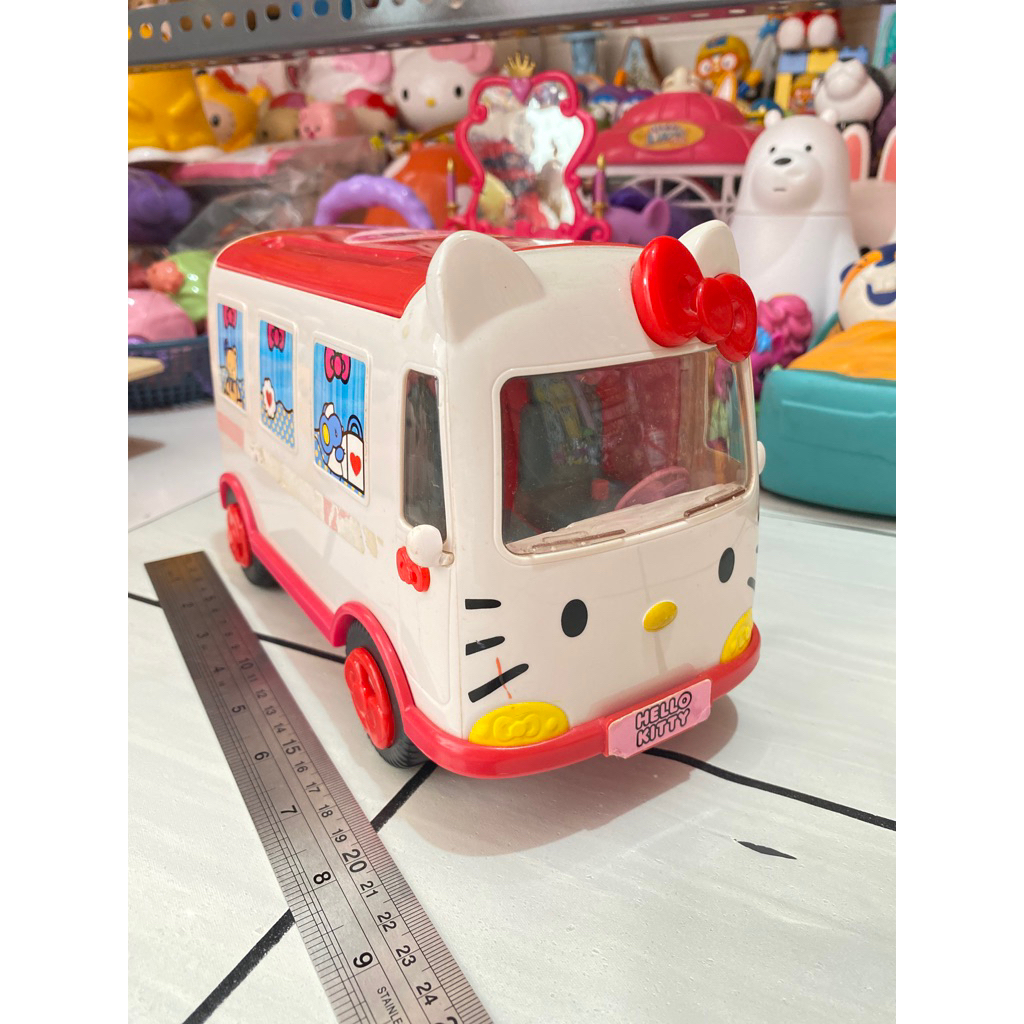 Jual Hello Kitty Rescue Set or Hello Kitty Emergency Hospital Van ...