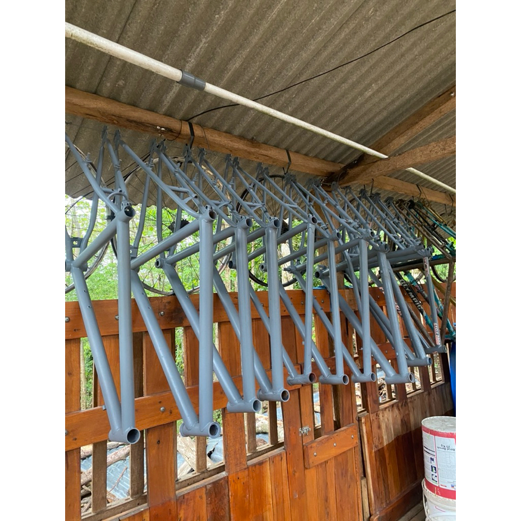 Jual frame commuter bike 19,5 rata air manly siap rakit sudah epoxyi ...
