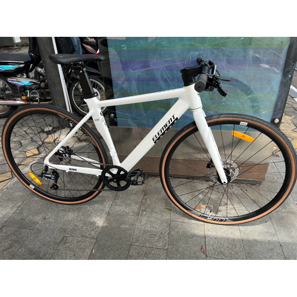 Jual sepeda element frc 50 crz white -sepeda hubrid element frc50 crz ...