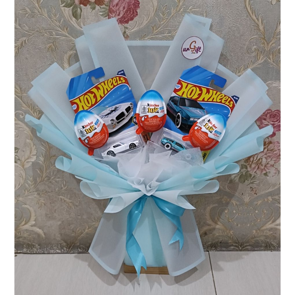 Jual Buket Hot Wheels dan Kinder Joy Buket Kado Hadiah Anak Laki-Laki ...