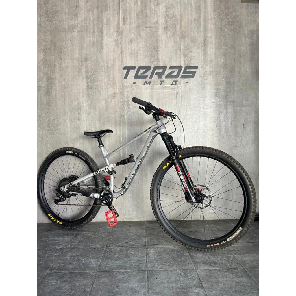 Jual FULLBIKE POLYGON SISKIU D7 29 Size M Bekas - Polygon Siskiu D7 ...