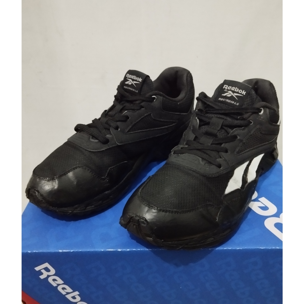 Jual Preloved Sepatu Reebok original | Shopee Indonesia