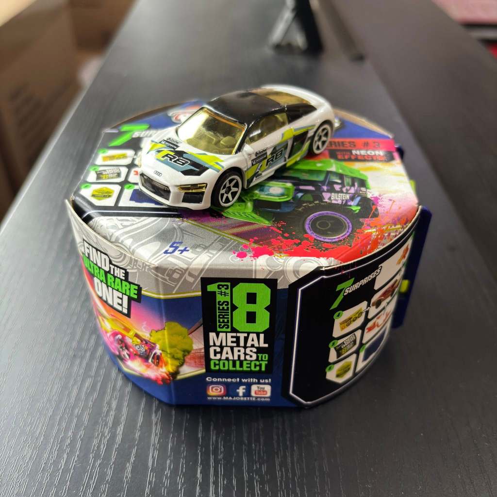 Jual Majorette Tune Ups Series 3 Audi R8 Coupe Trackmaniac Rare ...