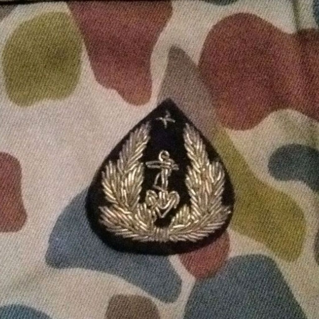 Jual pin peci pejuang angkatan laut jadul lambang tentara laut jadul ...
