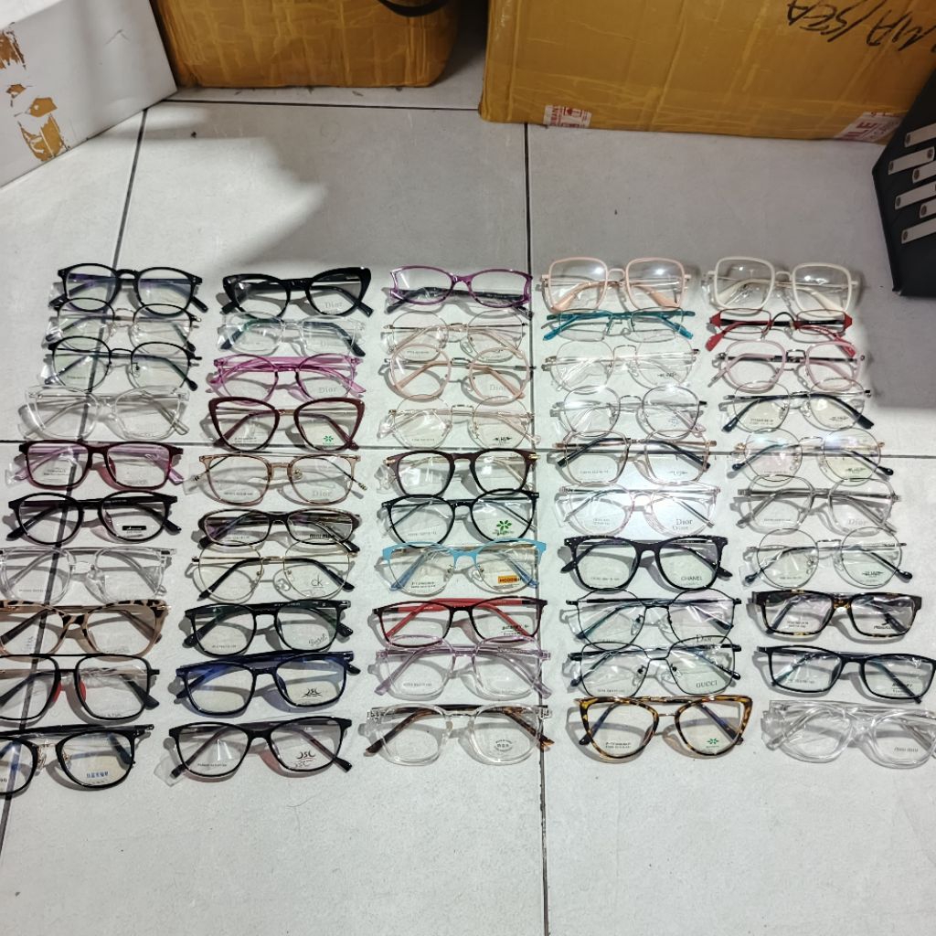 Jual FRAME KACAMATA PAKET USAHA PLASTIK MODEL WANITA by kacamatamind ...