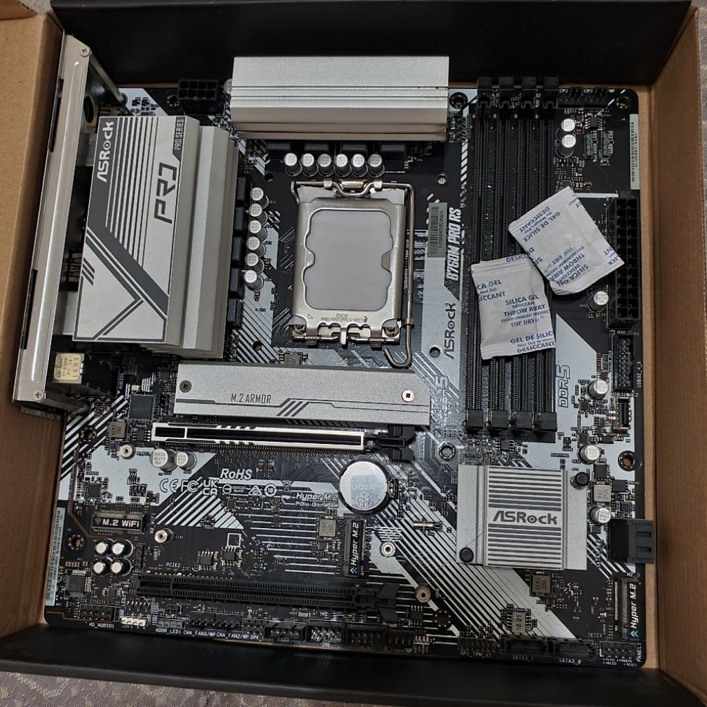 Jual asrock b760m pro RS non wifi ddr5 + i5 13400f , garansi