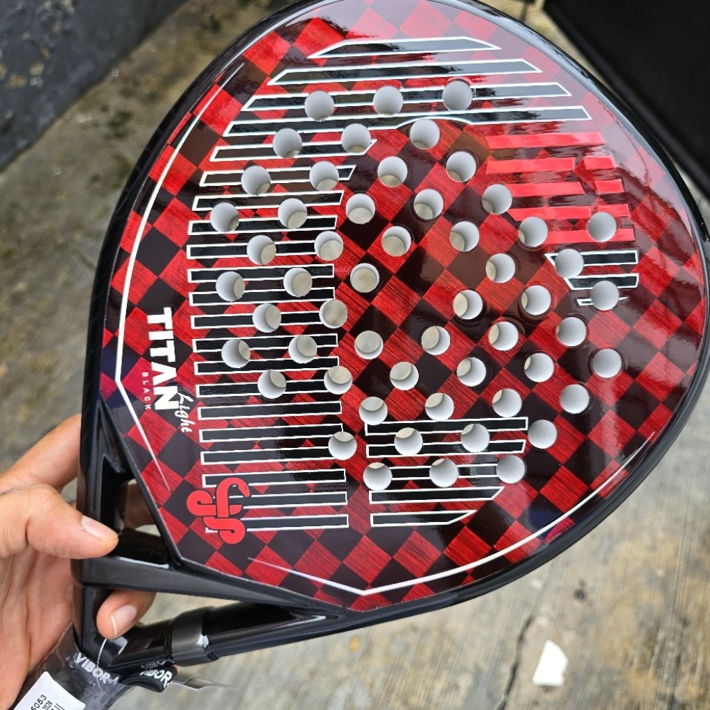 Jual Raket Padel Vibor-A Titan Black Light 2026 - 320-340G - #1 Rated ...