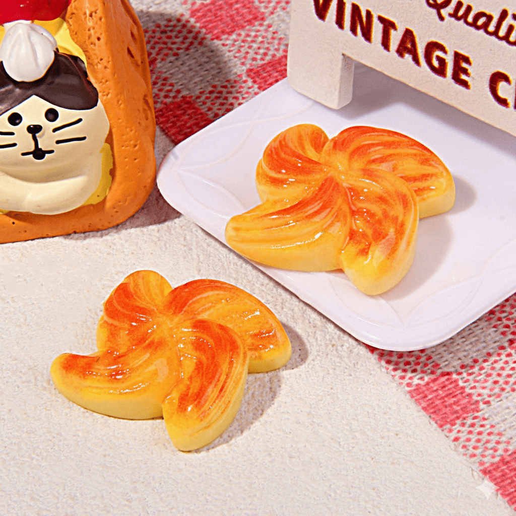 Jual Miniatur Premium Pinwheel Pastry Roti Bread Kue Cake Fake Food ...