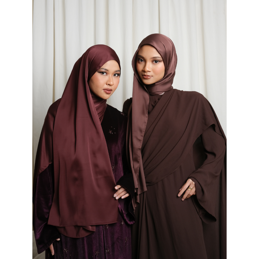Auto-Glowing! 10 Rekomendasi Hijab yang Bikin OOTD Kamu Naik Kelas dalam Sekejap.