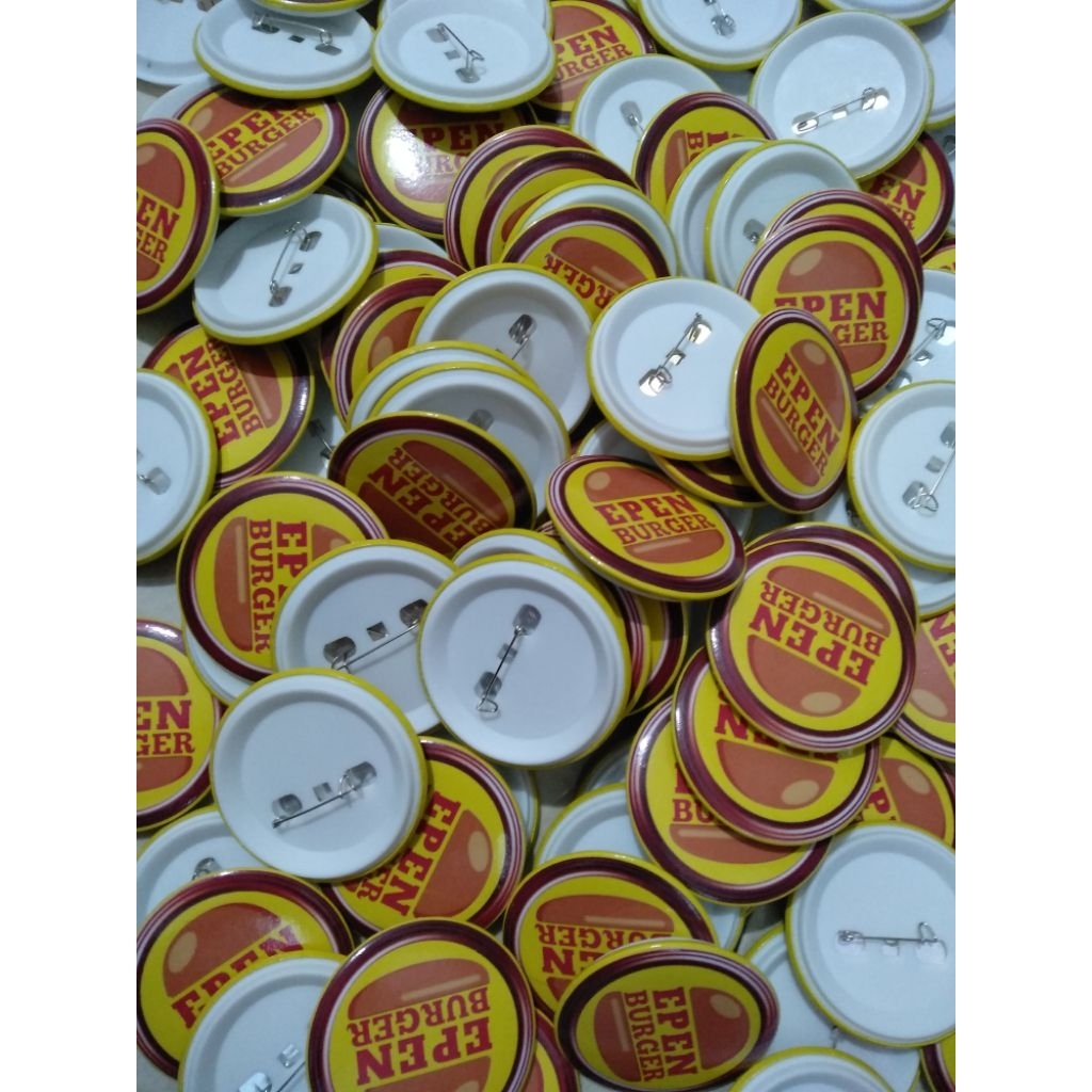 Jual Cetak pin peniti custom ukuran 25mm 32mm 44mm 58mm 75mm laminasi ...