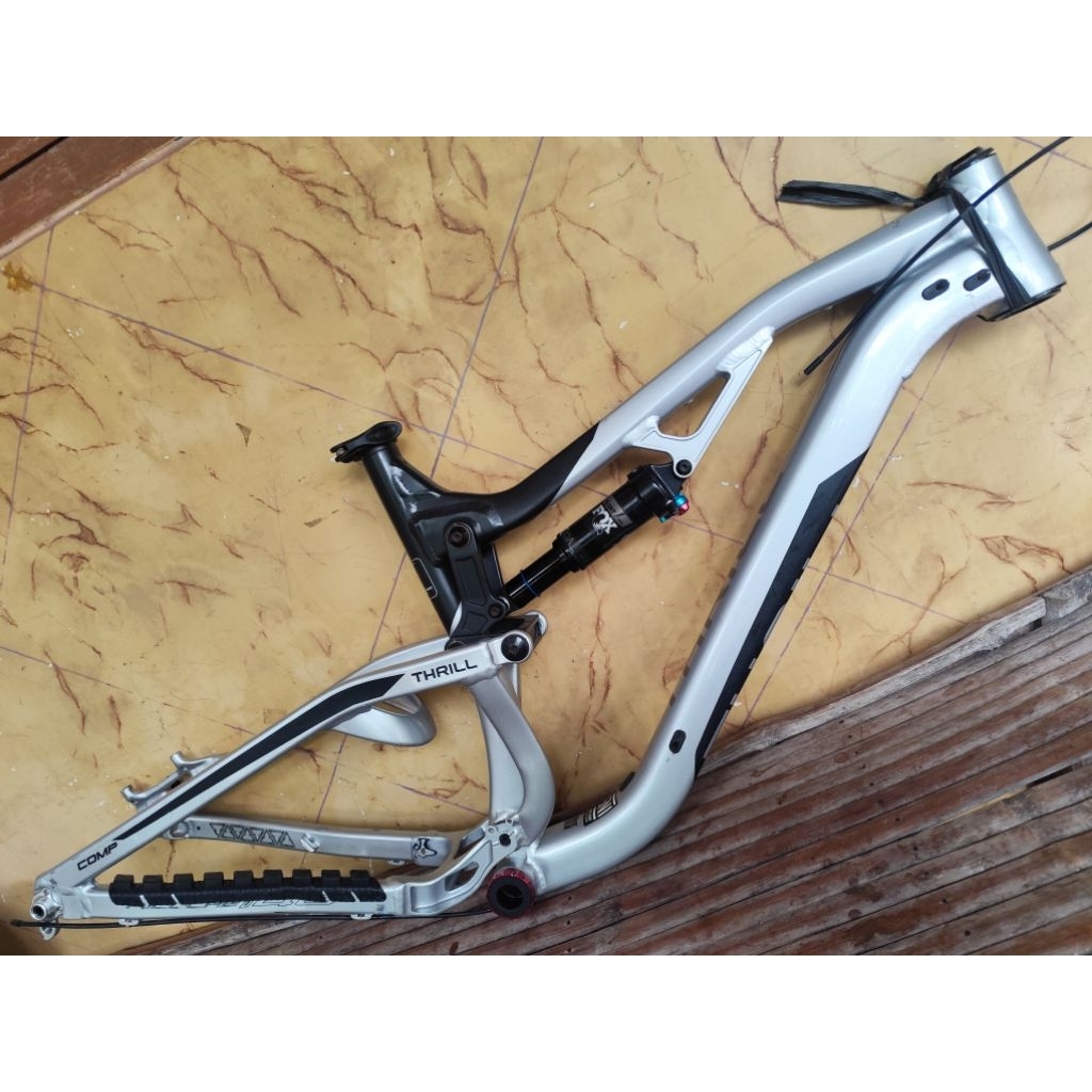Jual frame ricochet t140 silver | Shopee Indonesia