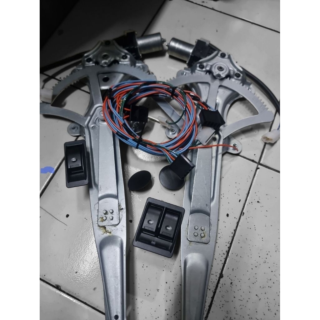 Jual power window daihatsu granmax 2pintu | Shopee Indonesia