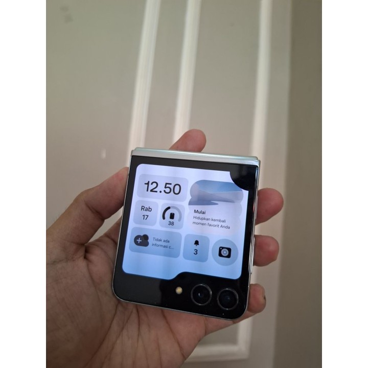 Samsung z flip 5 8/256gb sein garansi resmi