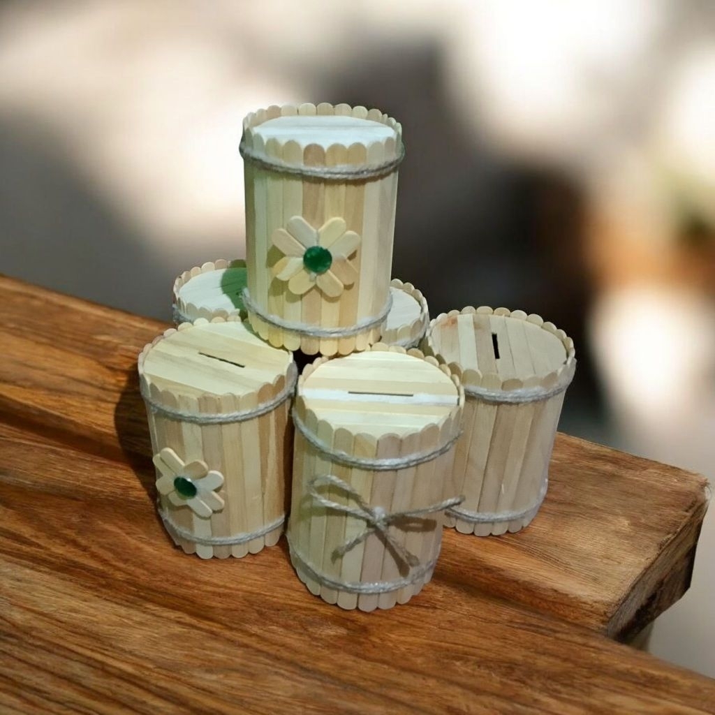 celengan stik es krim/ kreasi stik eskrim / kerajinan tangan