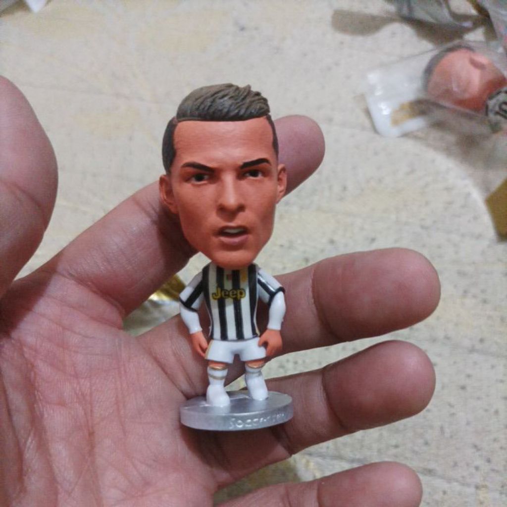 jual-action-figure-cristiano-ronaldo-juventus-soccerwe-shopee-indonesia
