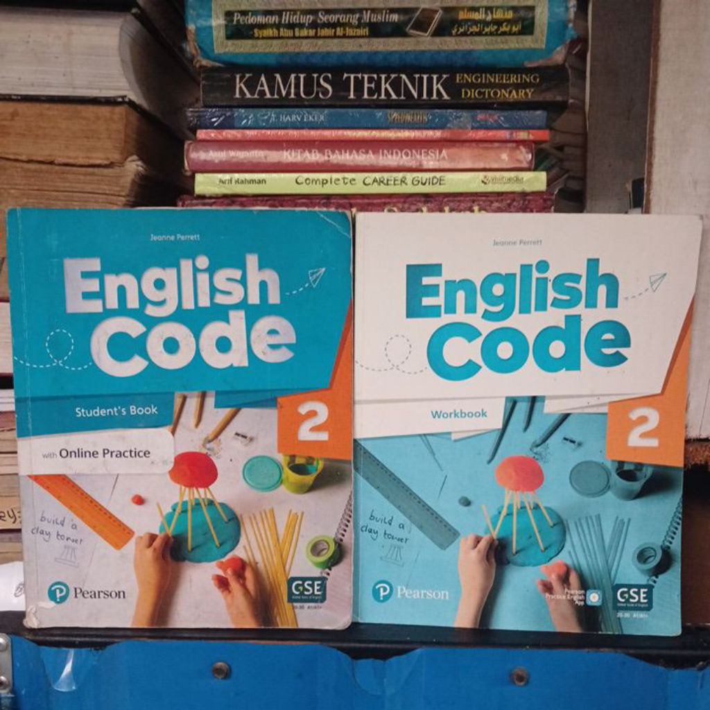 Jual BUKU BEKAS ORIGINAL 1SET ENGLISH CODE WORKBOOK DAN STUDENT'S BOOK ...