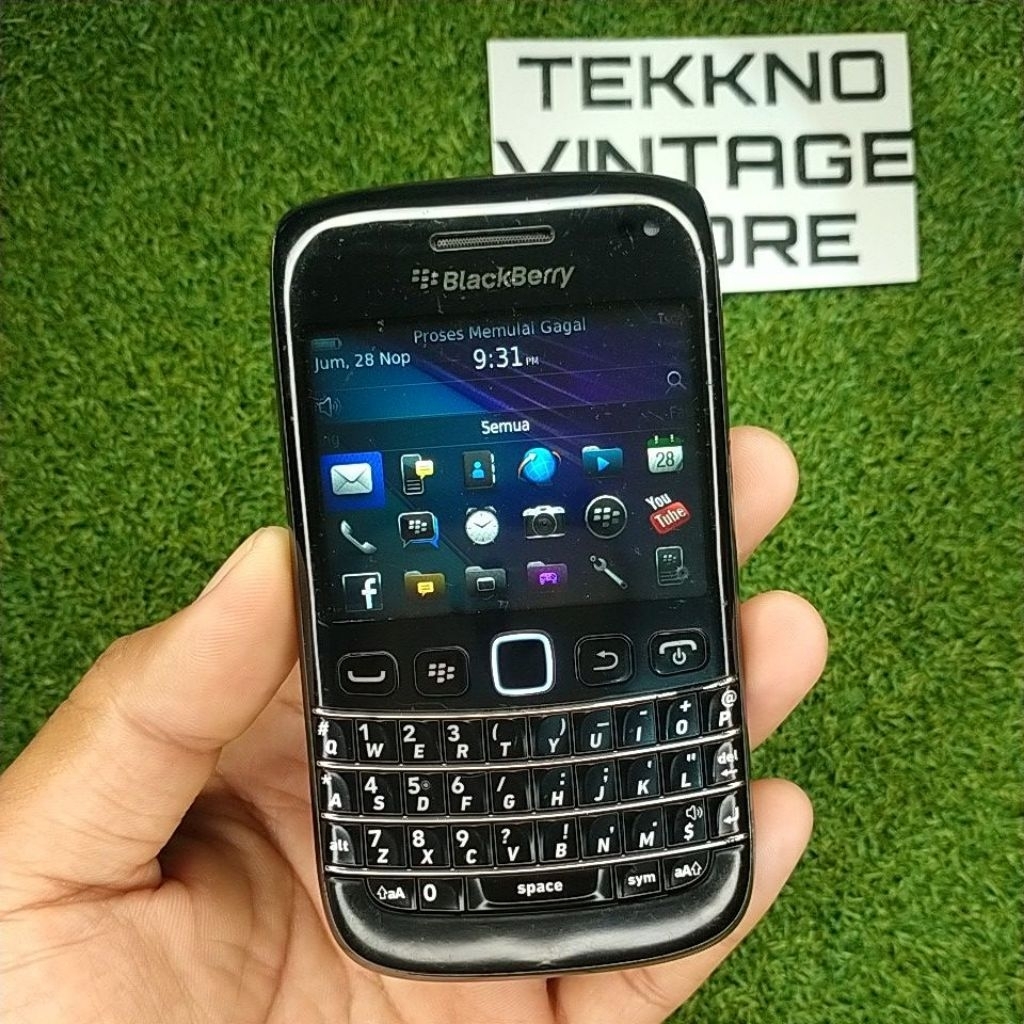 Jual Hp Jadul Blackberry Bellagio 9790 Black Original Touchscreen ...