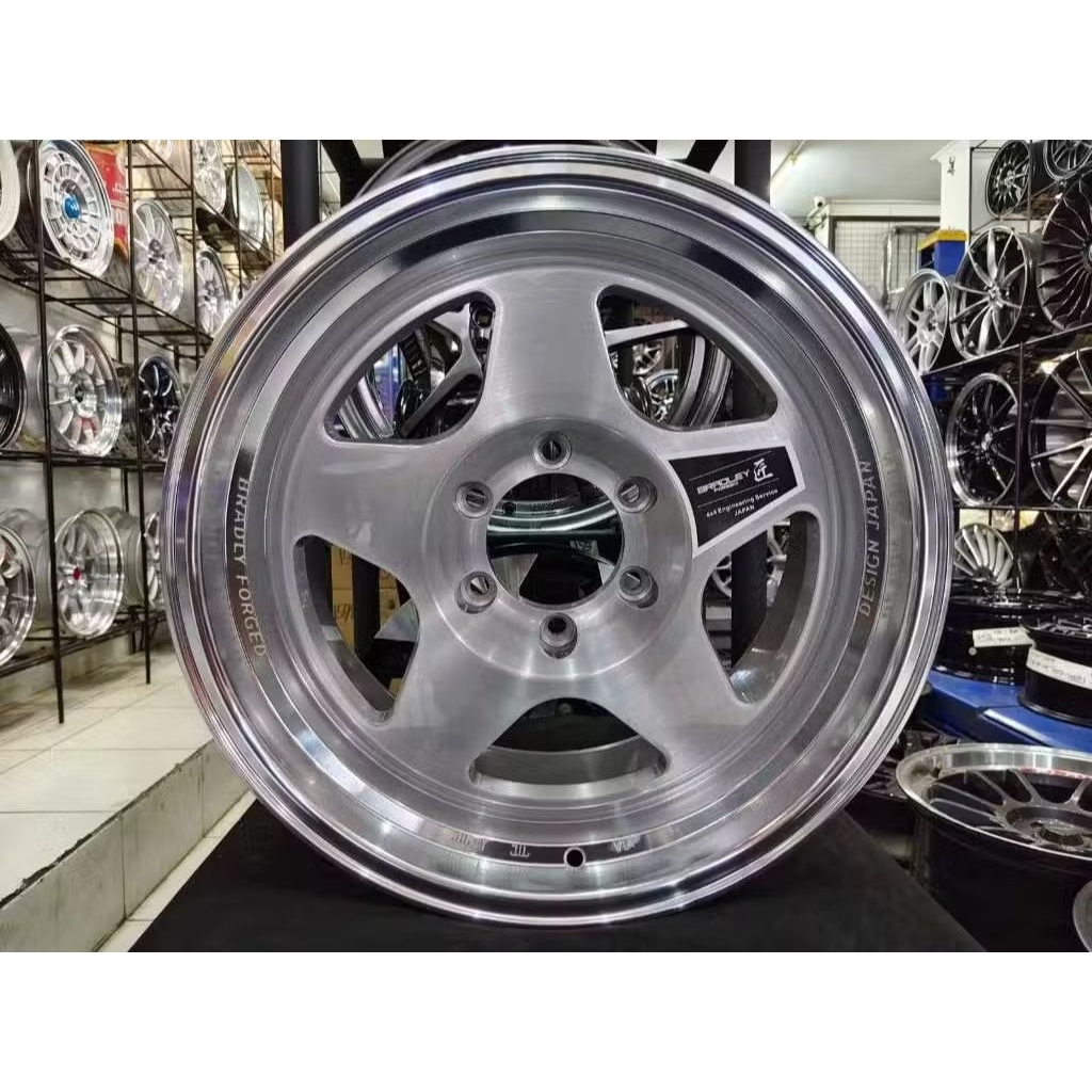 Jual velg ring 18 Bradley Takumi lebar 9 velg mobil ring 18 pajero ...